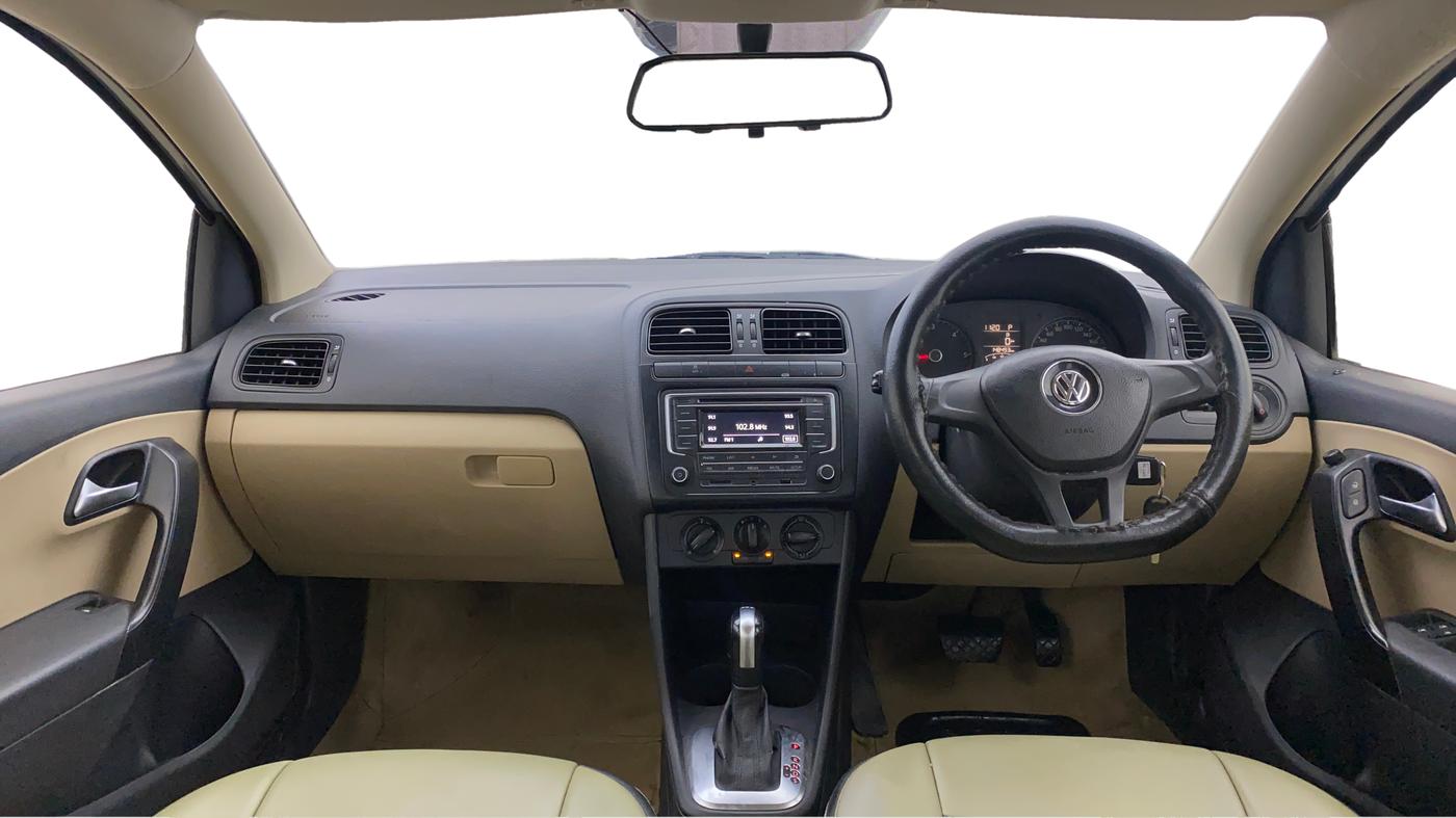 2017 Volkswagen Ameo COMFORTLINE 1.5 AT, Diesel, Automatic, 1,48,561 km, Dashboard