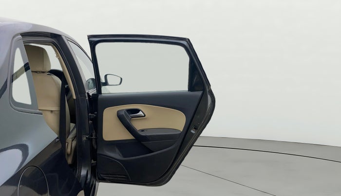 2018 Volkswagen Ameo HIGHLINE PLUS 1.5L AT 16 ALLOY, Diesel, Automatic, 1,09,788 km, RHS Rear Door