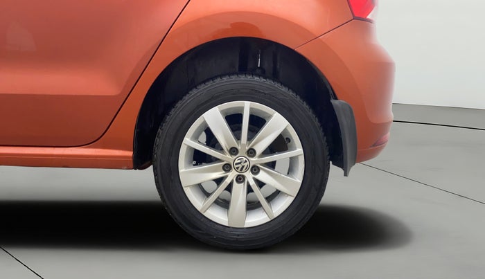 2015 Volkswagen Polo HIGHLINE1.5L, Diesel, Manual, 82,713 km, Left Rear Wheel