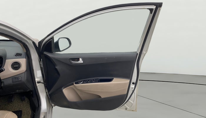 2016 Hyundai Grand i10 SPORTZ 1.2 KAPPA VTVT, Petrol, Manual, 92,397 km, RHS Front Door