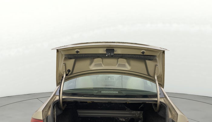 2017 Volkswagen Vento HIGHLINE PETROL AT, Petrol, Automatic, 75,987 km, Boot Door Open