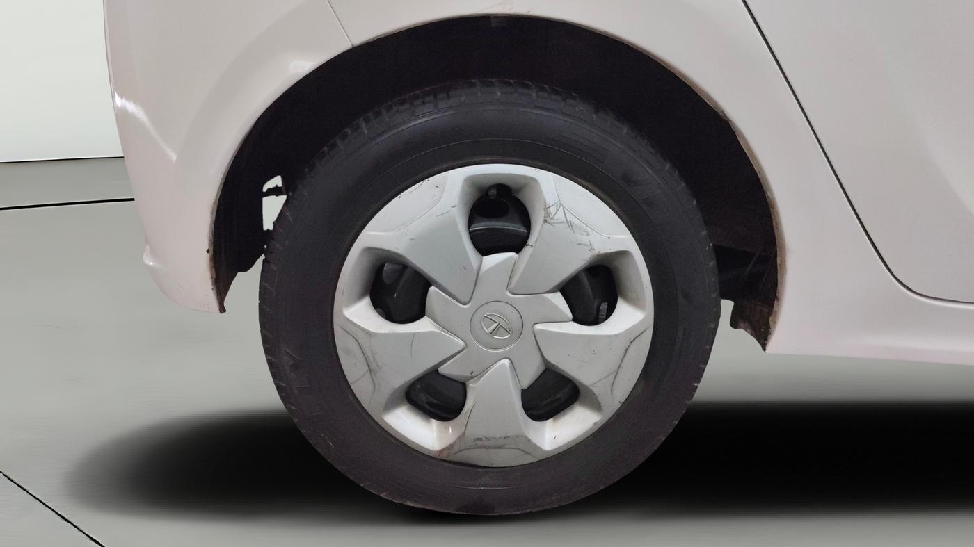 2021 Tata Tiago XT PETROL, CNG, Manual, 96,394 km, Right Rear Wheel