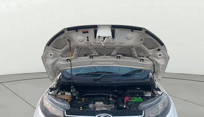 2015 Ford Ecosport TITANIUM 1.5L PETROL, Petrol, Manual, 1,01,340 km, Open Bonet