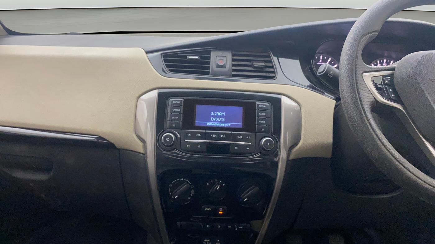 2016 Tata Zest XMS PETROL, Petrol, Manual, 82,162 km, Air Conditioner