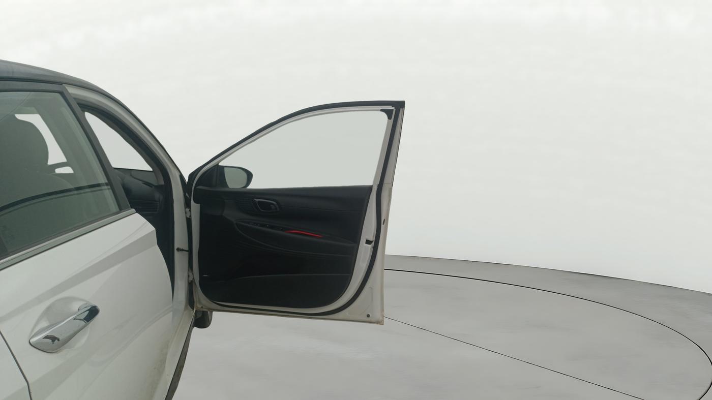 2022 Hyundai NEW I20 Asta (O) 1.0 Turbo DCT Dual Tone, Petrol, Automatic, 46,427 km, RHS Front Door