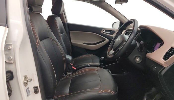 2020 Hyundai Elite i20 SPORTZ PLUS 1.2, Petrol, Manual, 77,387 km, Right Side Front Door Cabin