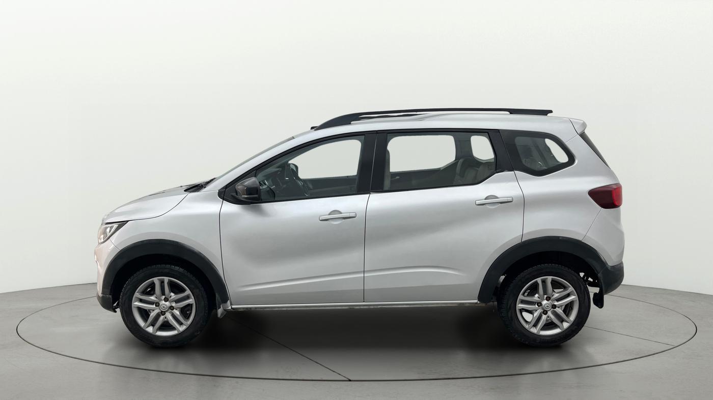 2022 Renault TRIBER RXZ AMT, Petrol, Automatic, 70,597 km, Left Side
