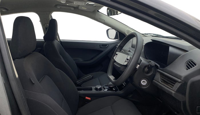 2024 Tata NEXON Smart Plus 1.2 Revotron 6 AMT, Petrol, Automatic, 6,297 km, Right Side Front Door Cabin