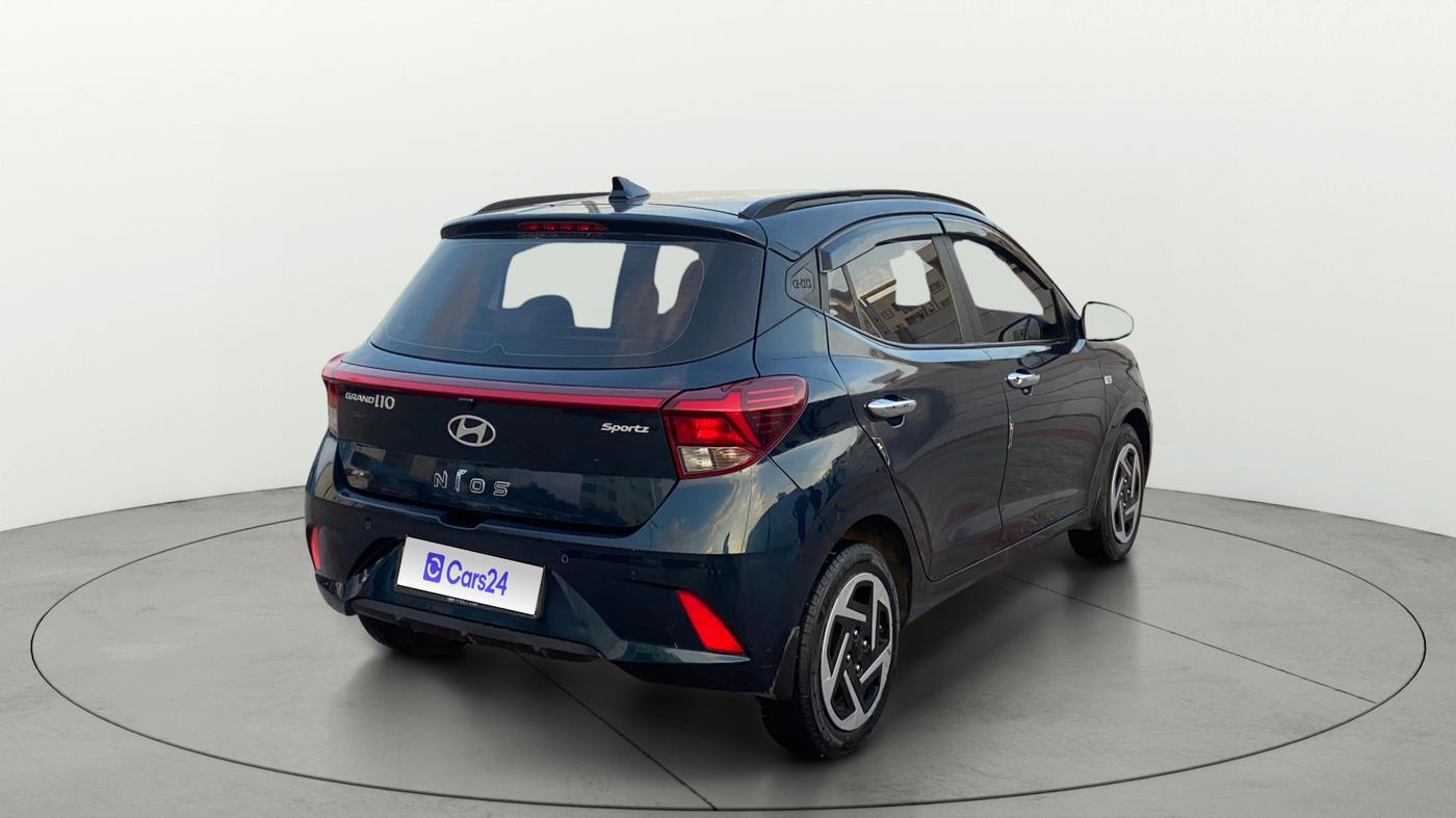 2023 Hyundai GRAND I10 NIOS SPORTZ AMT 1.2 KAPPA VTVT, Petrol, Automatic, 56,130 km, Right Back Diagonal