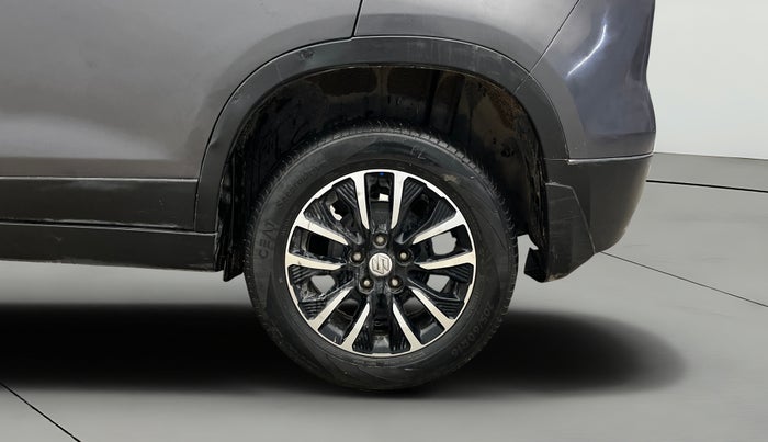 2022 Maruti Vitara Brezza LXI, Petrol, Manual, 20,317 km, Left Rear Wheel