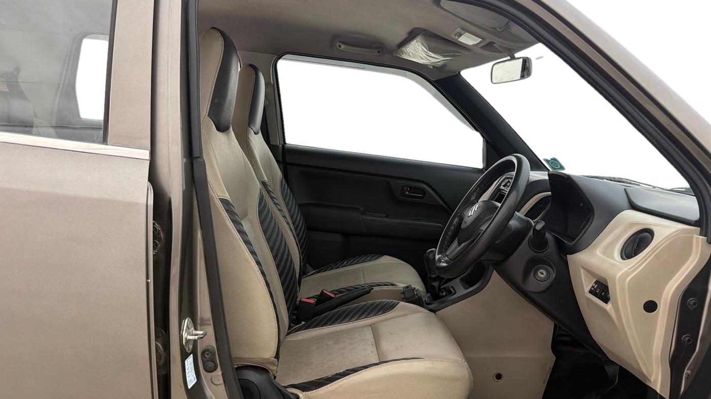 2021 Maruti New Wagon-R LXI CNG 1.0, CNG, Manual, 75,061 km, Right Side Front Door Cabin
