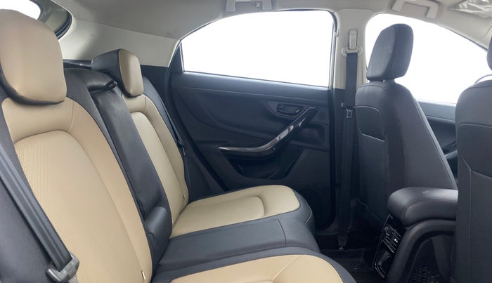 2022 Tata NEXON XZ PLUS PETROL KAZIRANGA, Petrol, Manual, 37,782 km, Right Side Rear Door Cabin