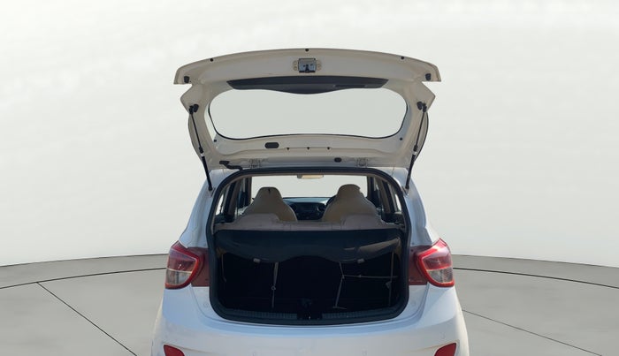 2014 Hyundai Grand i10 SPORTZ 1.2 KAPPA VTVT, Petrol, Manual, 69,487 km, Boot Door Open