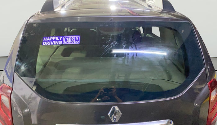 2017 Renault Duster RXE PETROL, Petrol, Manual, 27,433 km, Rear Windshield