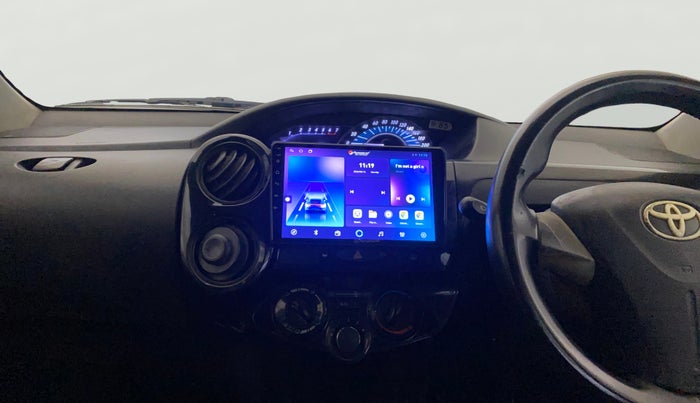 2017 Toyota Etios CROSS 1.2 G, Petrol, Manual, 82,513 km, Air Conditioner