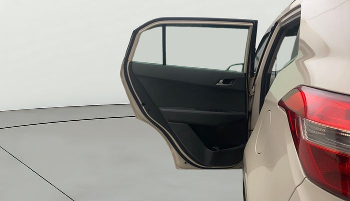 2016 Hyundai Creta SX PLUS AT 1.6 DIESEL, Diesel, Automatic, 1,48,650 km, LHS Rear Door