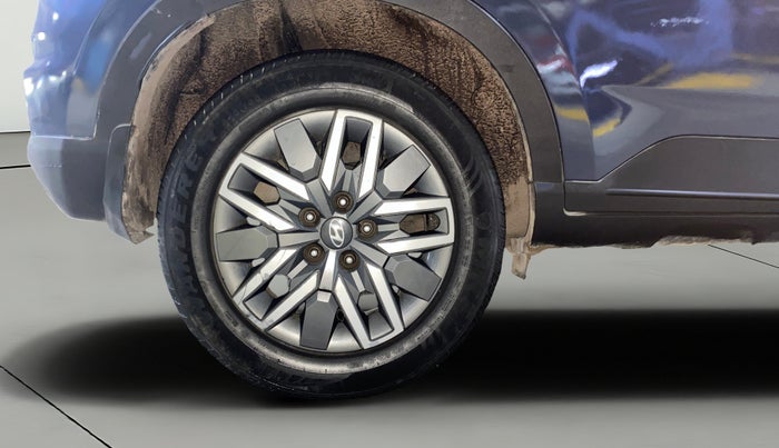 2022 Hyundai VENUE S (O) MT 1.5 CRDI, Diesel, Manual, 52,748 km, Right Rear Wheel