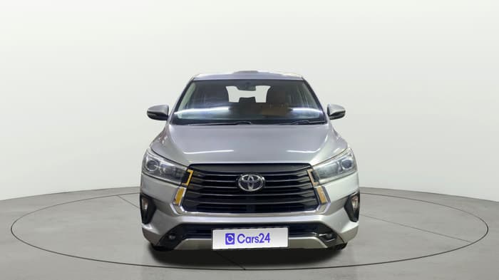 2021 Toyota Innova Crysta 2.4 VX 8 STR, Diesel, Manual, 74,132 km, Front