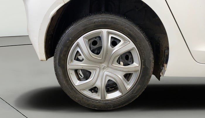 2022 Tata ALTROZ XM PLUS PETROL, Petrol, Manual, 33,960 km, Right Rear Wheel