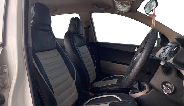 2016 Hyundai Grand i10 SPORTZ 1.2 KAPPA VTVT, Petrol, Manual, 15,427 km, Right Side Front Door Cabin