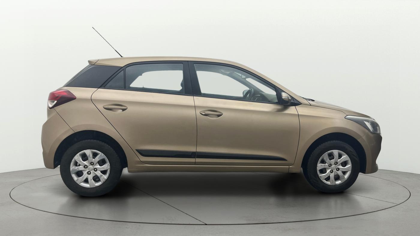 2015 Hyundai Elite i20 SPORTZ 1.2, Petrol, Manual, 96,681 km, Right Side View