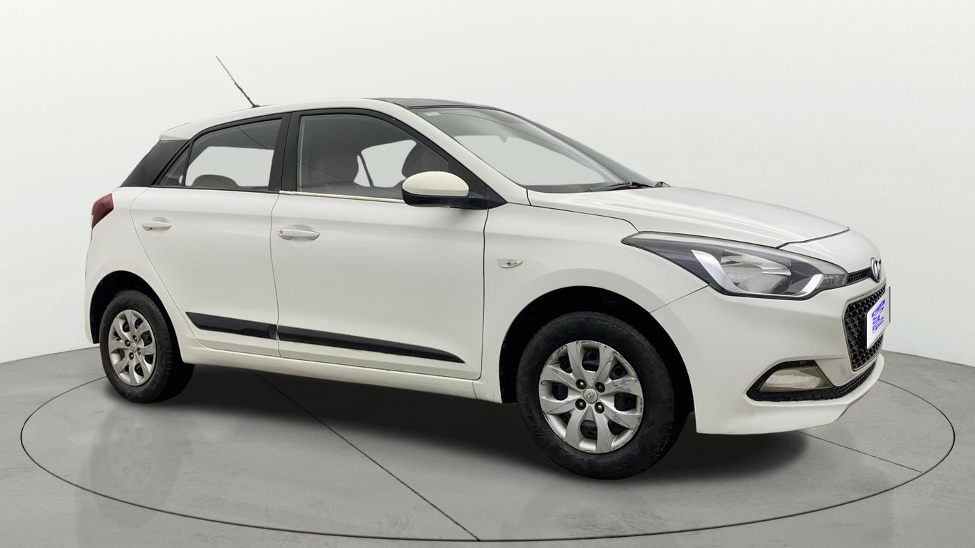 2015 Hyundai Elite i20 SPORTZ 1.2, Petrol, Manual, 73,103 km, Right Front Diagonal