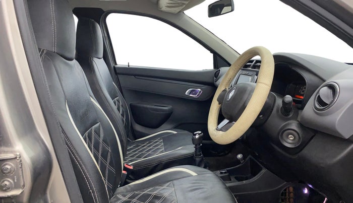 2019 Renault Kwid RXT 0.8 (O), Petrol, Manual, 59,071 km, Right Side Front Door Cabin