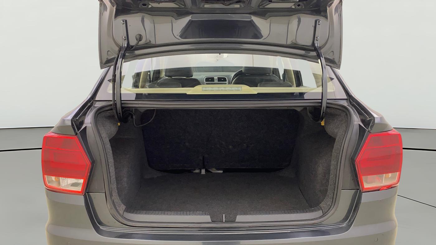 2019 Volkswagen Ameo HIGHLINE PLUS 1.5L AT 16 ALLOY, Diesel, Automatic, 39,898 km, Boot Open Zoomed View