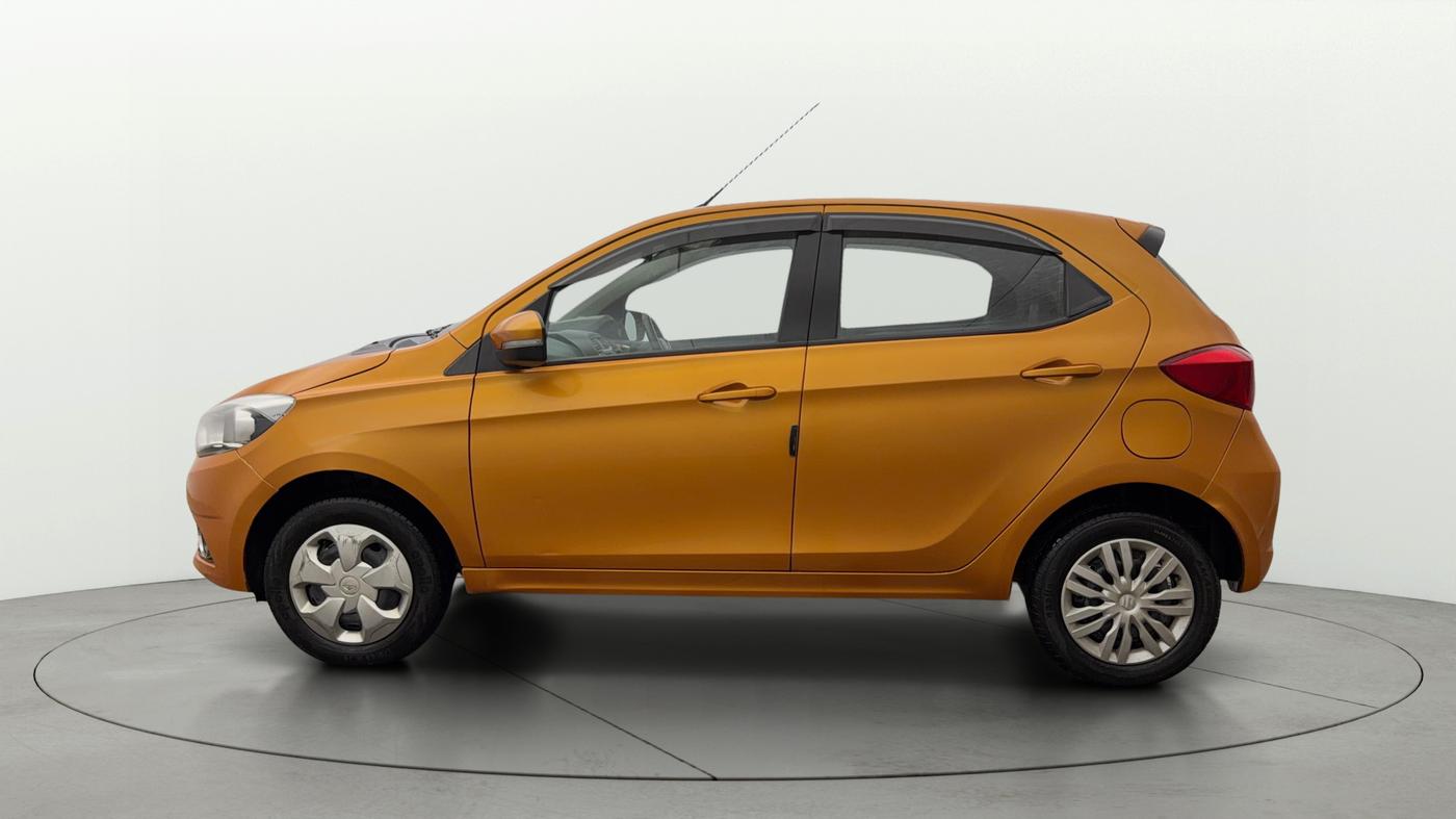 2018 Tata Tiago XZ PETROL, Petrol, Manual, 60,058 km, Left Side