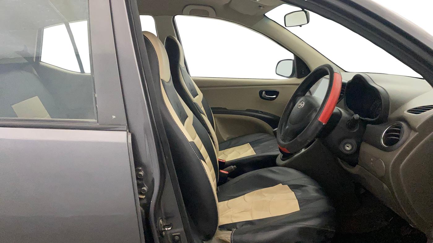 2013 Hyundai i10 MAGNA 1.1, Petrol, Manual, 56,575 km, Right Side Front Door Cabin