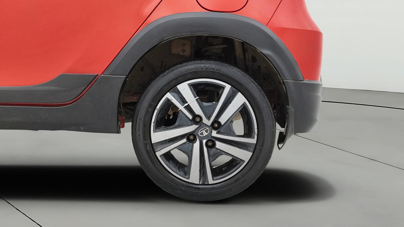 2022 Tata TIAGO NRG XZ MT, Petrol, Manual, 68,264 km, Left Rear Wheel