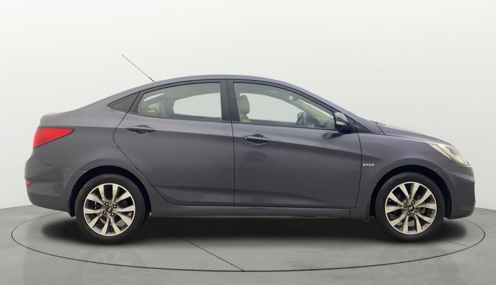 2014 Hyundai Verna FLUIDIC 1.6 VTVT SX, Petrol, Manual, 46,892 km, Right Side View