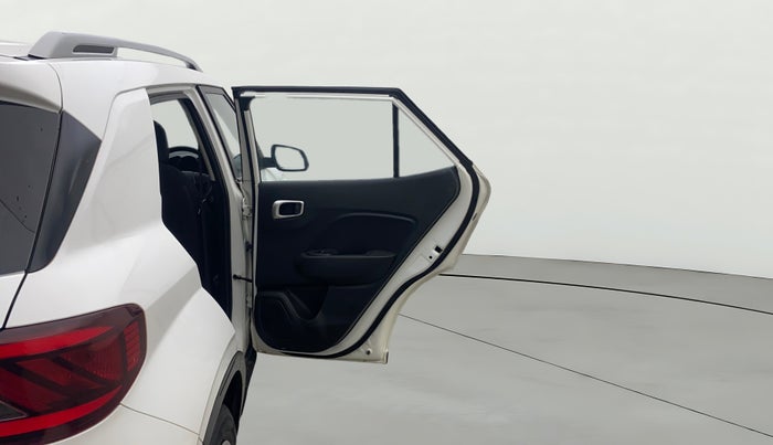 2019 Hyundai VENUE S 1.2, CNG, Manual, 38,118 km, RHS Rear Door