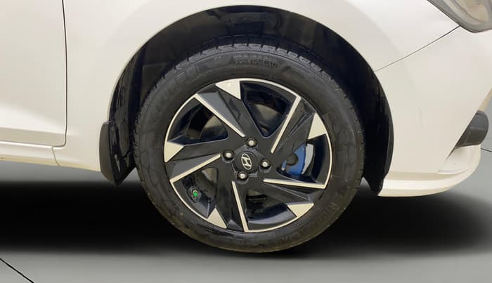 2021 Hyundai Verna SX (O) 1.0 TURBO DCT, Petrol, Automatic, 62,681 km, Right Front Wheel