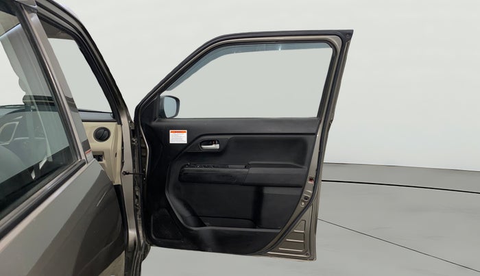 2022 Maruti New Wagon-R VXI CNG 1.0, CNG, Manual, 77,022 km, RHS Front Door