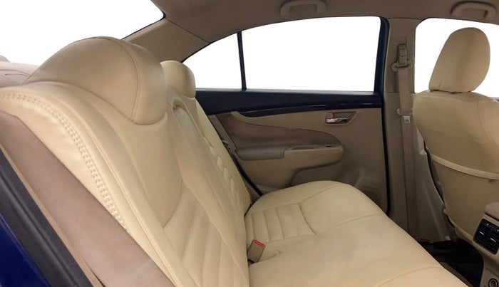 2017 Maruti Ciaz SIGMA 1.4 MT PETROL, Petrol, Manual, 1,01,141 km, Right Side Rear Door Cabin