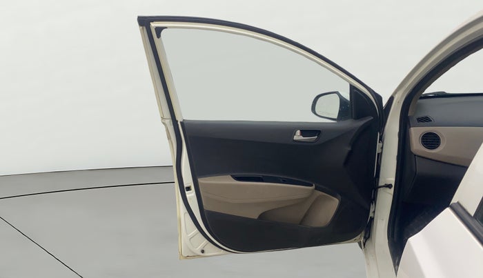 2013 Hyundai Grand i10 SPORTZ 1.2 KAPPA VTVT, Petrol, Manual, 60,841 km, LHS Front Door