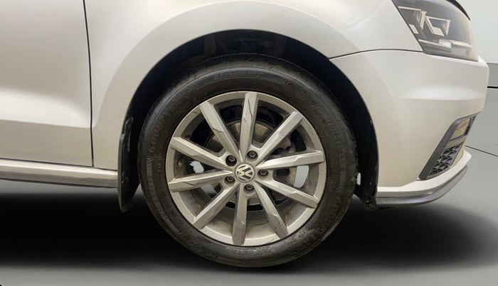 2019 Volkswagen Vento HIGHLINE PLUS 1.2 AT, Petrol, Automatic, 49,445 km, Right Front Wheel