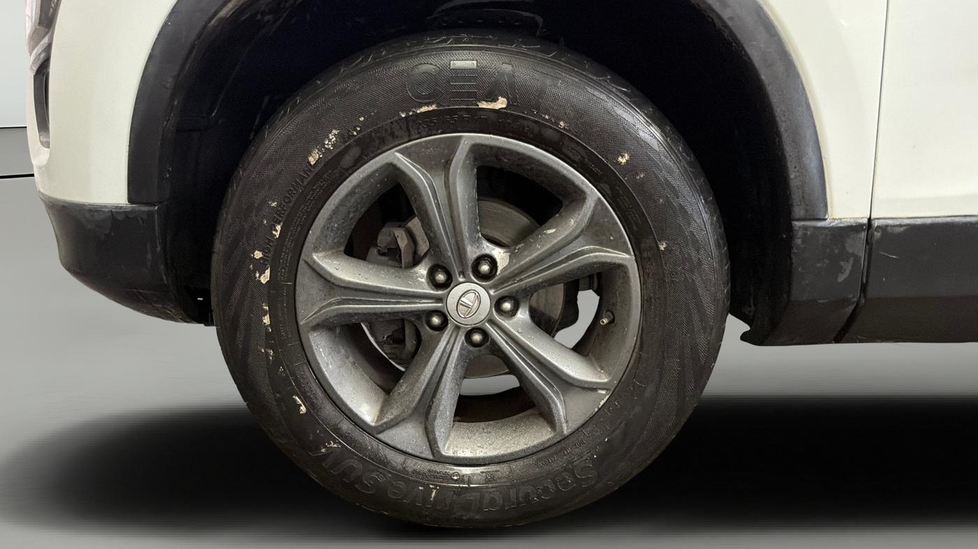 2023 Tata Harrier XT 2.0L KRYOTEC, Diesel, Manual, 81,434 km, Left Front Wheel