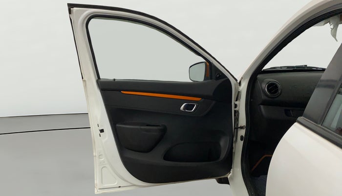 2021 Renault Kwid CLIMBER 1.0 AMT (O) DUAL TONE, Petrol, Automatic, 53,684 km, LHS Front Door
