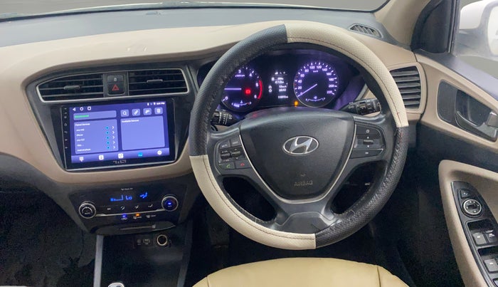 2016 Hyundai Elite i20 ASTA 1.4 CRDI (O), Diesel, Manual, 1,13,330 km, Steering Wheel Close Up