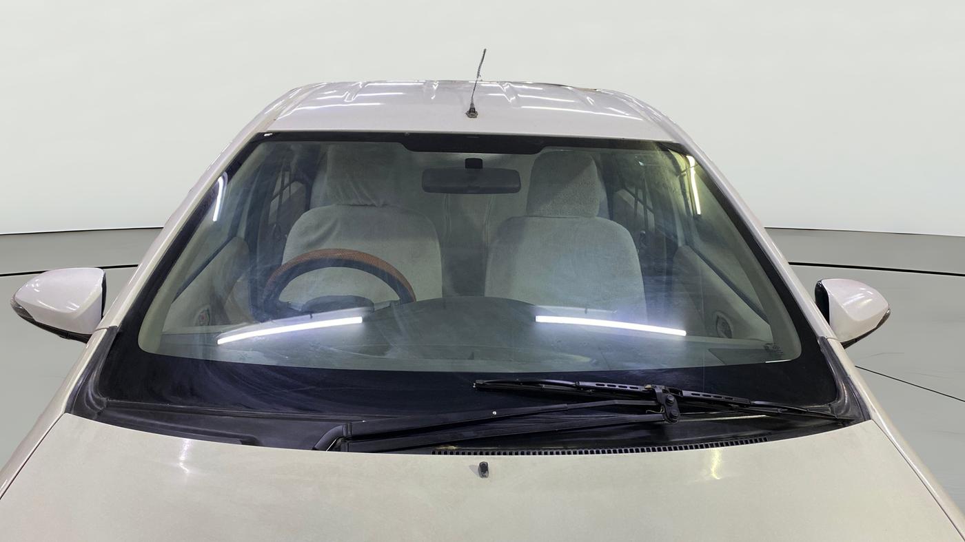 2014 Toyota Etios VX, Petrol, Manual, 1,42,143 km, Front Windshield
