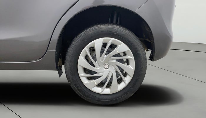 2017 Maruti Baleno DELTA PETROL 1.2, Petrol, Manual, 65,884 km, Left Rear Wheel