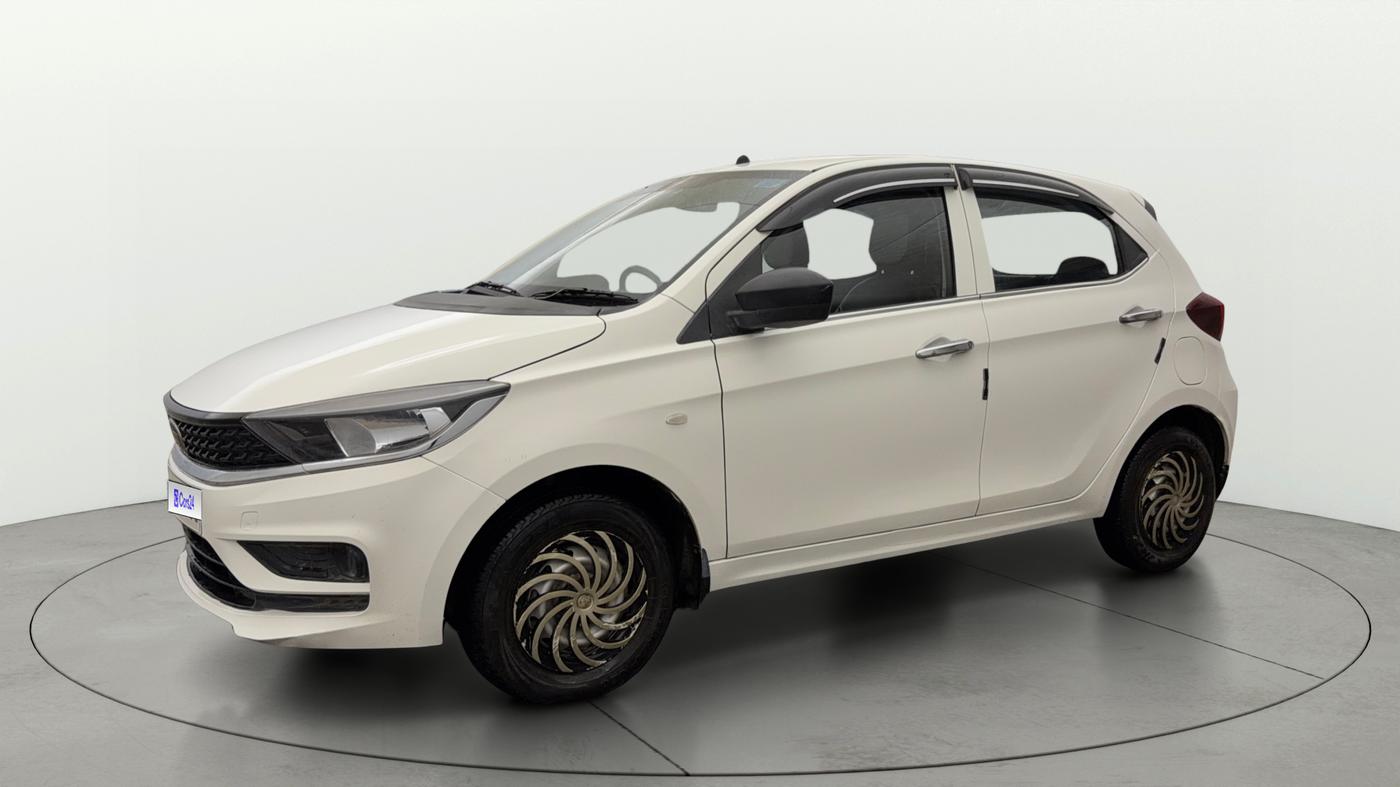 2024 Tata Tiago XE PETROL, Petrol, Manual, 15,368 km, Left Front Diagonal