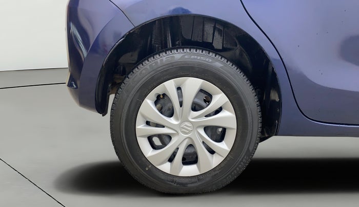 2022 Maruti Swift VXI, Petrol, Manual, 67,749 km, Right Rear Wheel