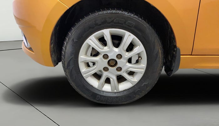 2016 Tata Tiago XZ PETROL, Petrol, Manual, 49,161 km, Left Front Wheel