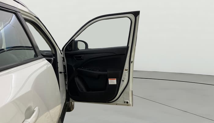 2025 Maruti BREZZA VXI S-CNG, CNG, Manual, 34,334 km, RHS Front Door