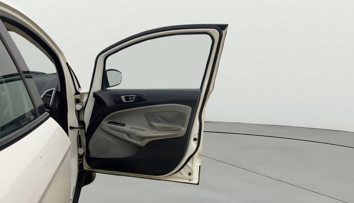 2016 Ford Ecosport TITANIUM 1.5L PETROL AT, Petrol, Automatic, 1,00,877 km, RHS Front Door