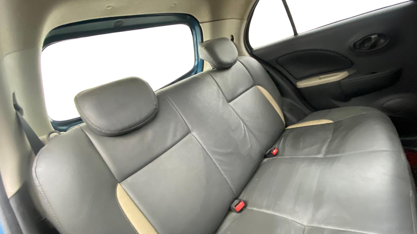 2015 Nissan Micra Active XV, Petrol, Manual, 91,978 km, Right Side Rear Door Cabin