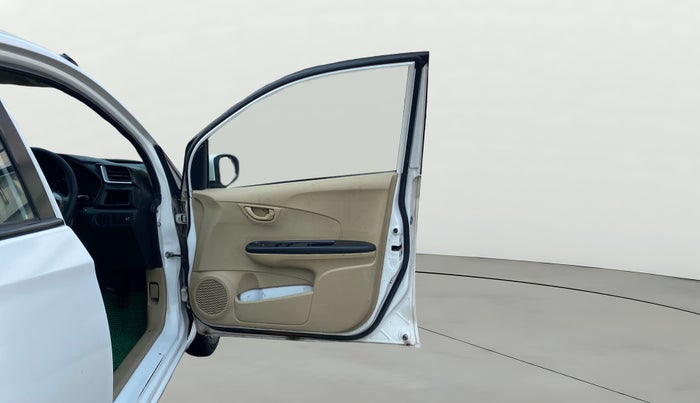 2017 Honda Brio S MT, Petrol, Manual, 1,00,138 km, RHS Front Door